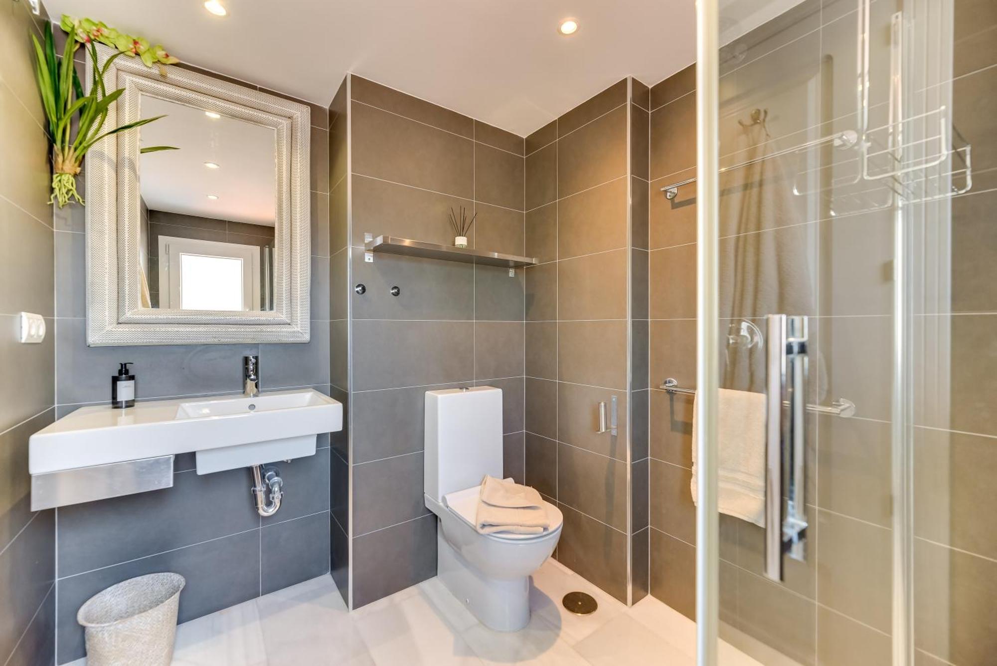 Apartament Elegant 2 Bdrm Penthouse With Bbq And Pools Marbella Zewnętrze zdjęcie