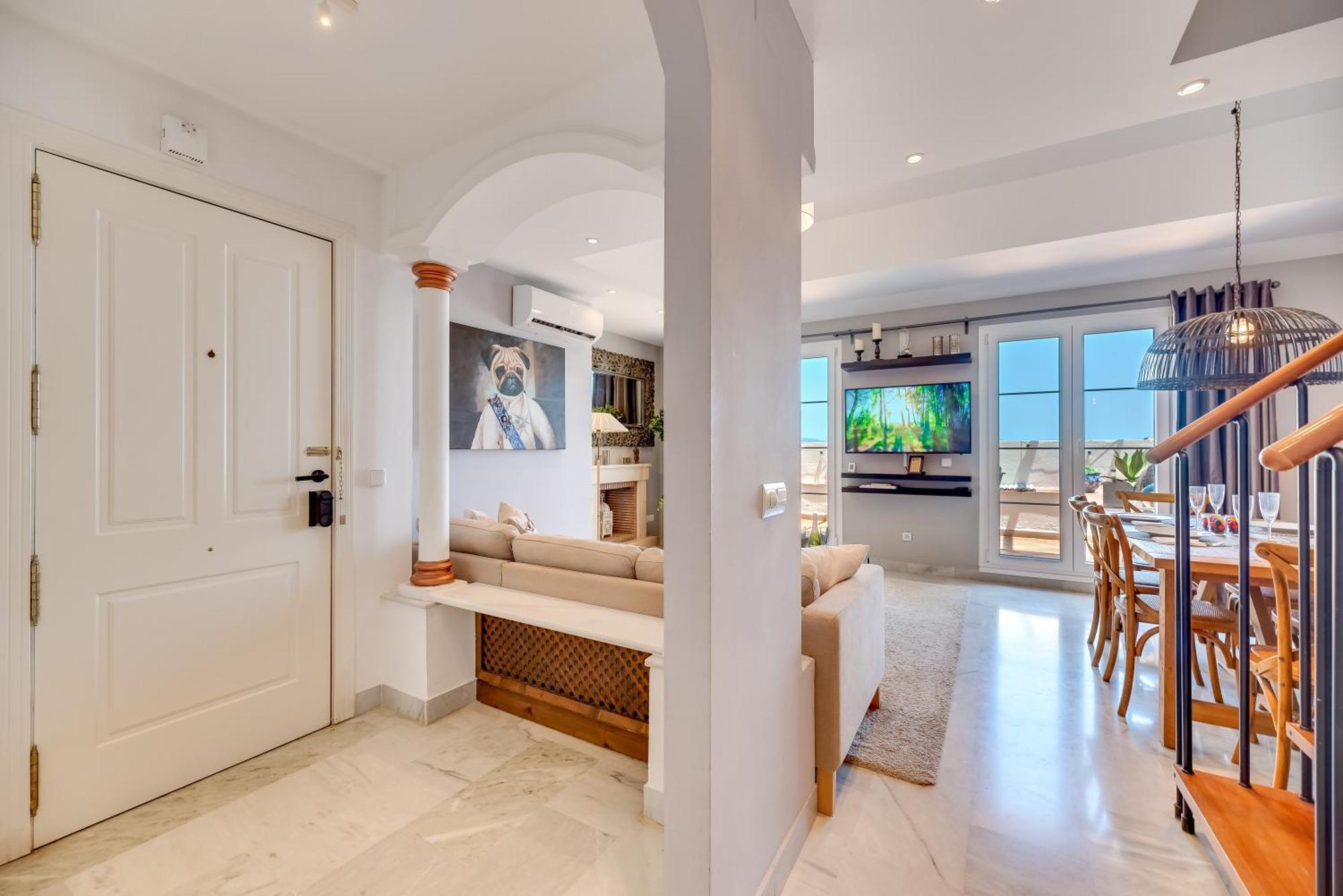 Apartament Elegant 2 Bdrm Penthouse With Bbq And Pools Marbella Zewnętrze zdjęcie