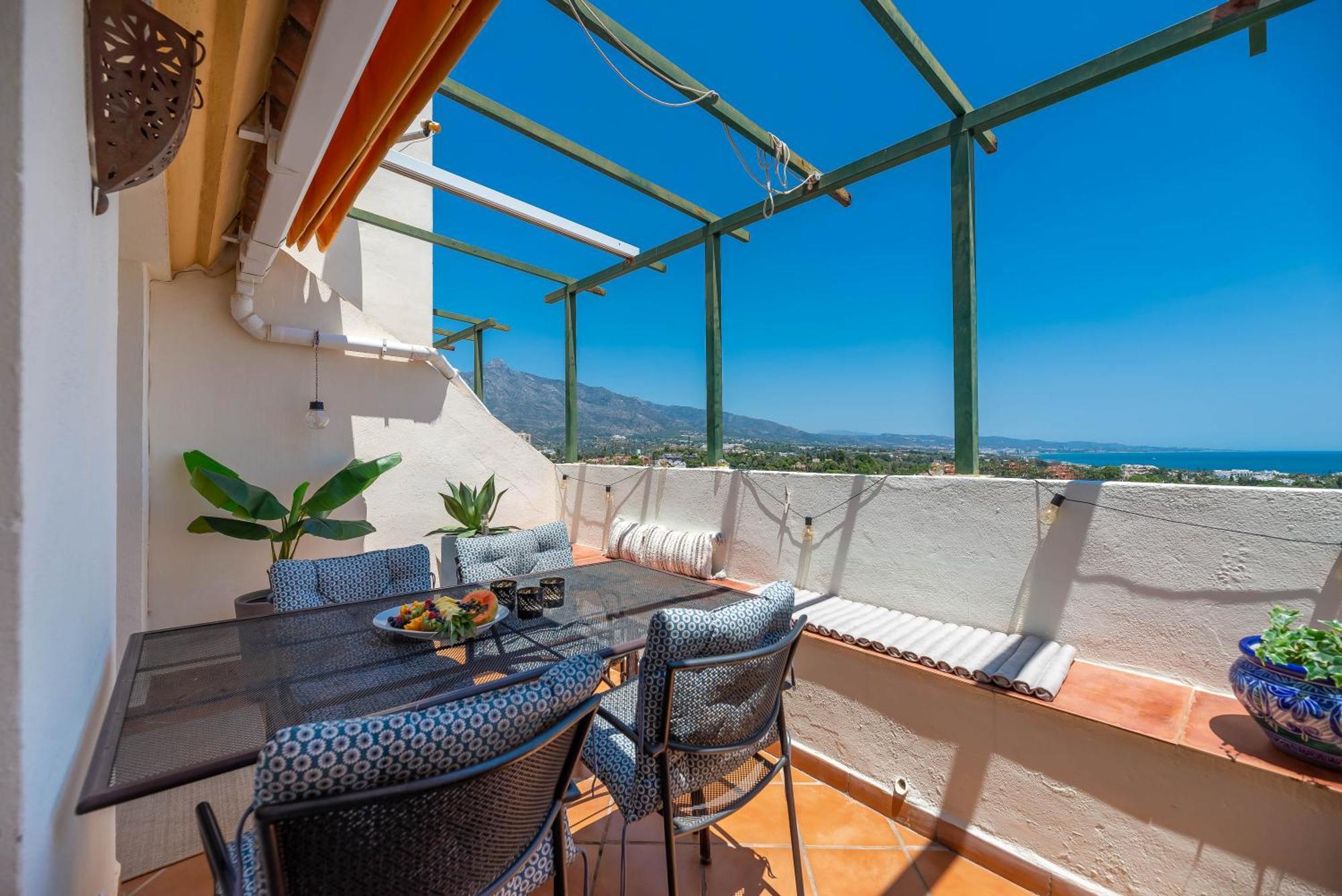 Apartament Elegant 2 Bdrm Penthouse With Bbq And Pools Marbella Zewnętrze zdjęcie